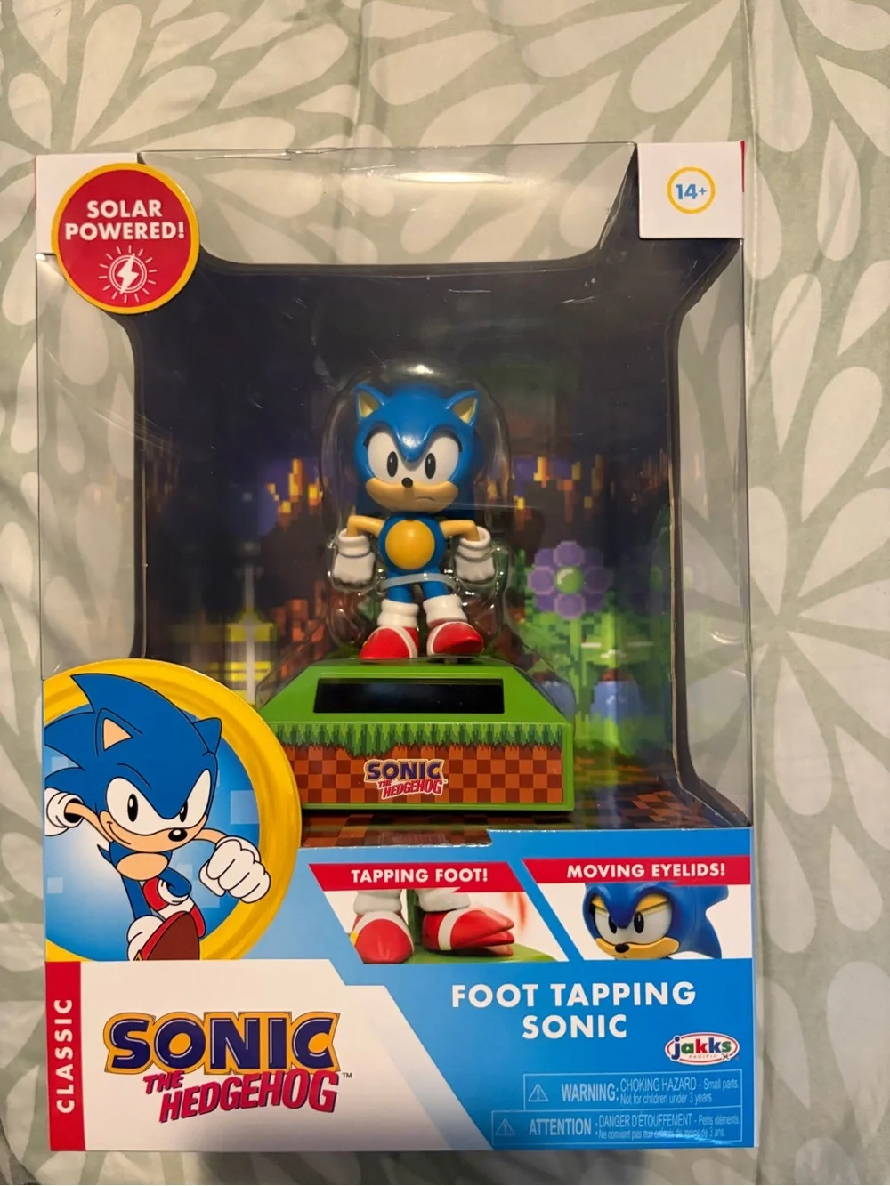 Classic Sonic the Hedgehog Solar-Powered Blue Figure - Foot Tapping Sonic